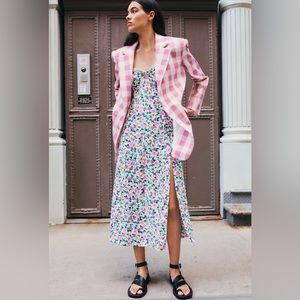 Like New Zara Floral Printed Midi Dress with slit and back cut out.